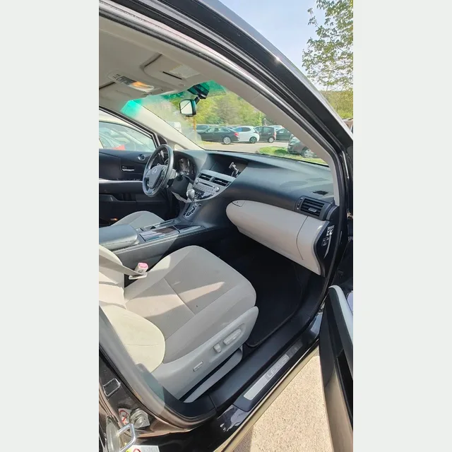 Lexus — Sièges et habitacle