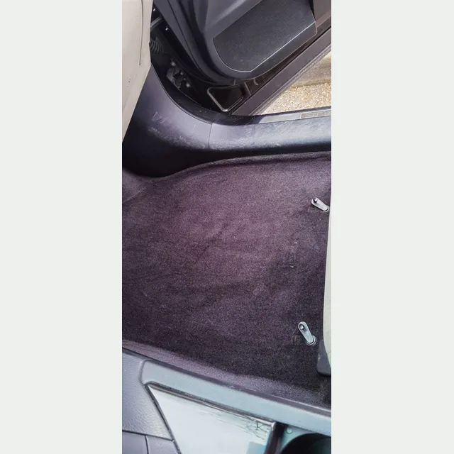 Lexus — Moquette de l’habitacle